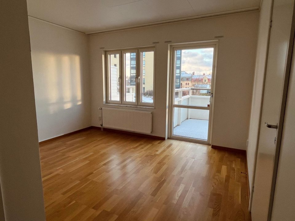 Rudbecksgatan 11H (radhus) garageplats ingår