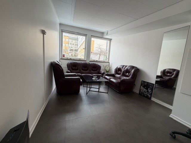 Järnvägsgatan 11, liten butikslokal på norr