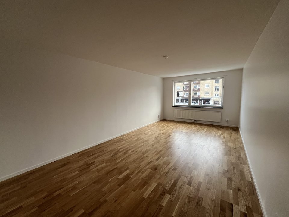 Storgatan 51 (3rok) Nyrenoverad, bilder i annons!