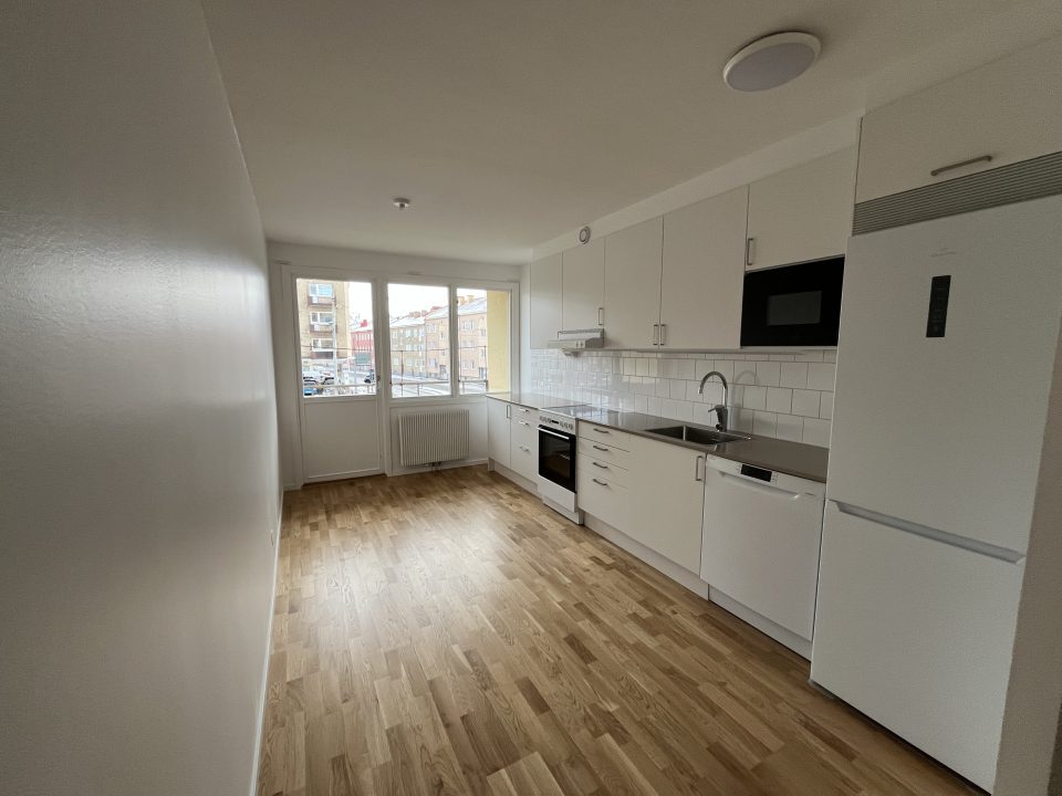 Storgatan 51 (3rok) Nyrenoverad, bilder i annons!