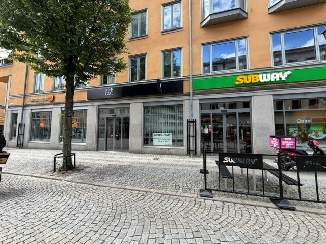 Drottninggatan 22-24, Butik